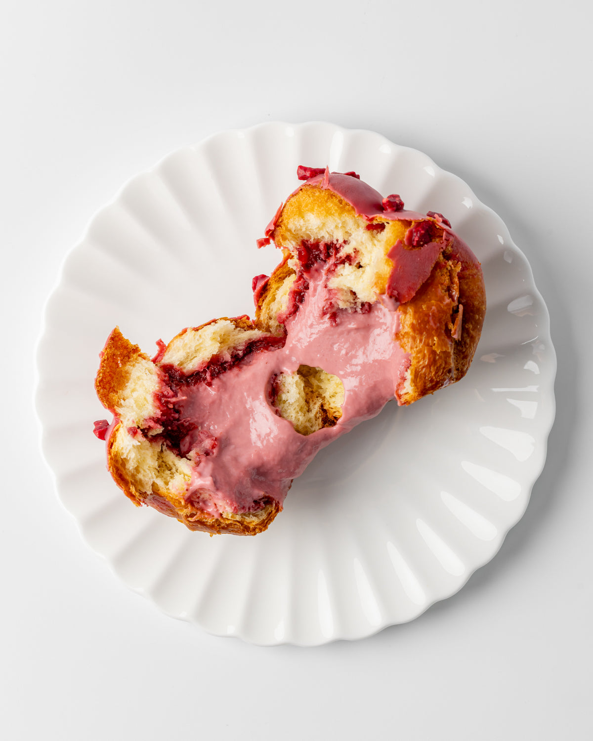 Raspberry Cremeux & Compote Brioche